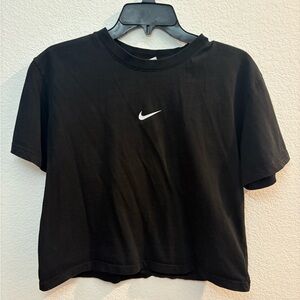 Nike Essentials Boxy Tee